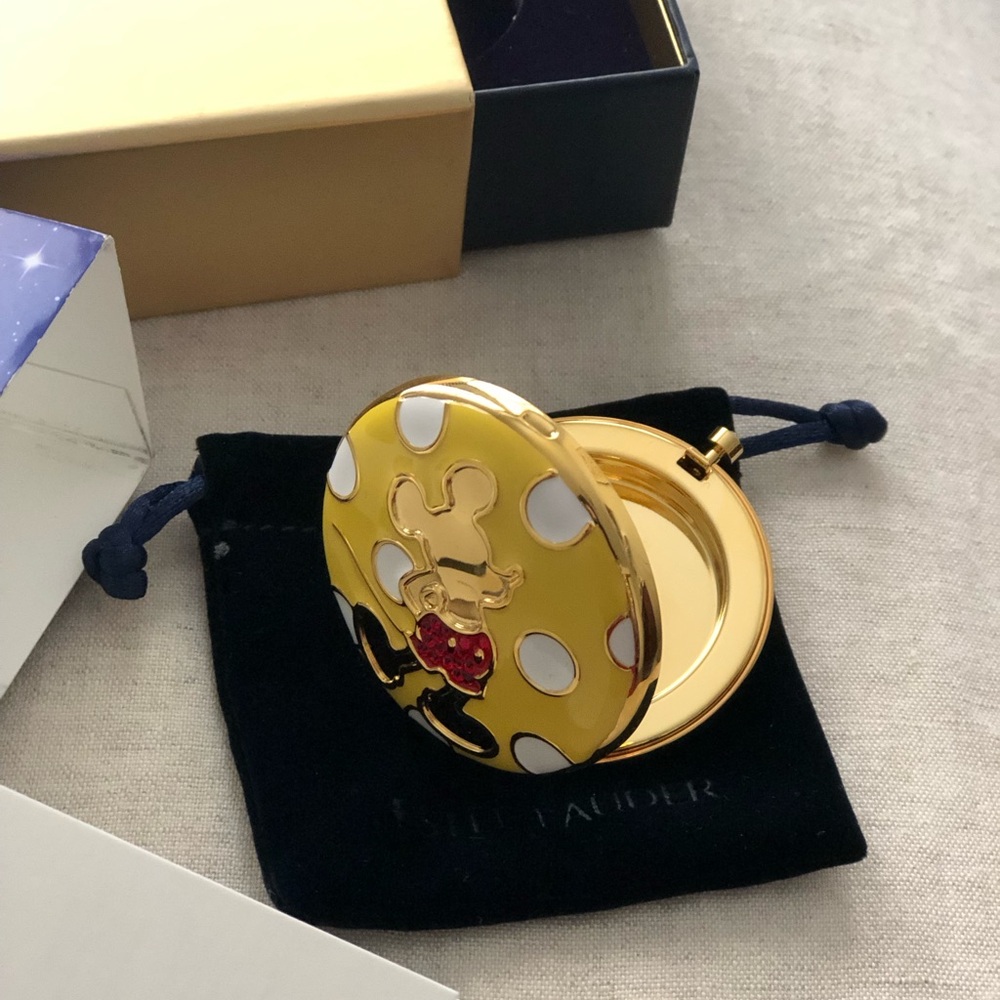 Estée Lauder x Disney Refillable Compact